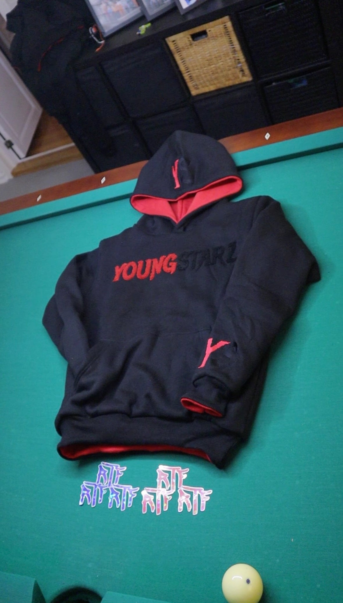 YoungStarz Rose Red/Black